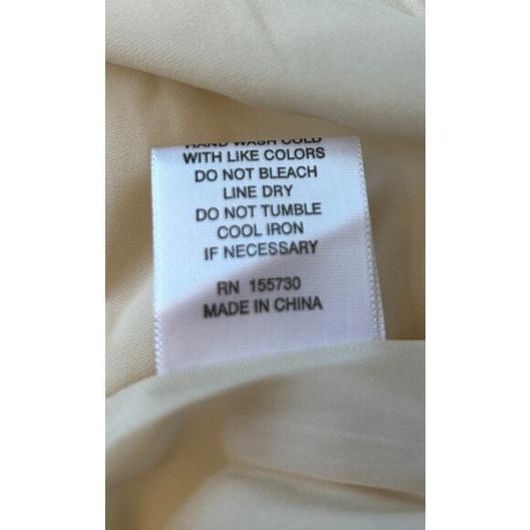 Rose & Olive Blouse Women's Sz M Cream Long Sleeve Ruffles Boho Cottagecore NWT - Picture 8 of 9